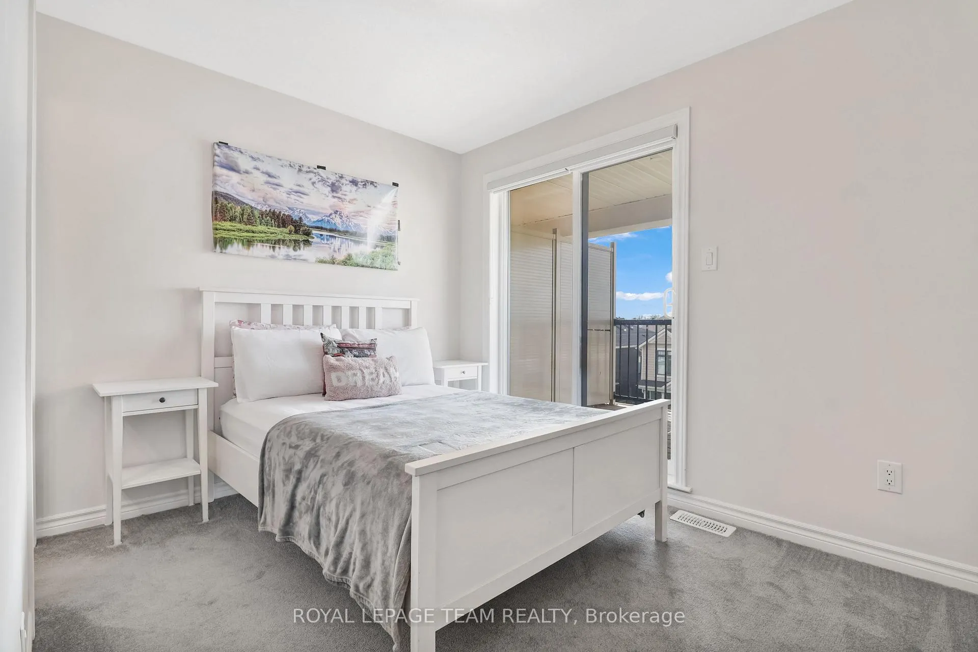 Photo 17 of 2274 Watercolours Way, Ottawa, Barrhaven - Half Moon Bay — HOMEH