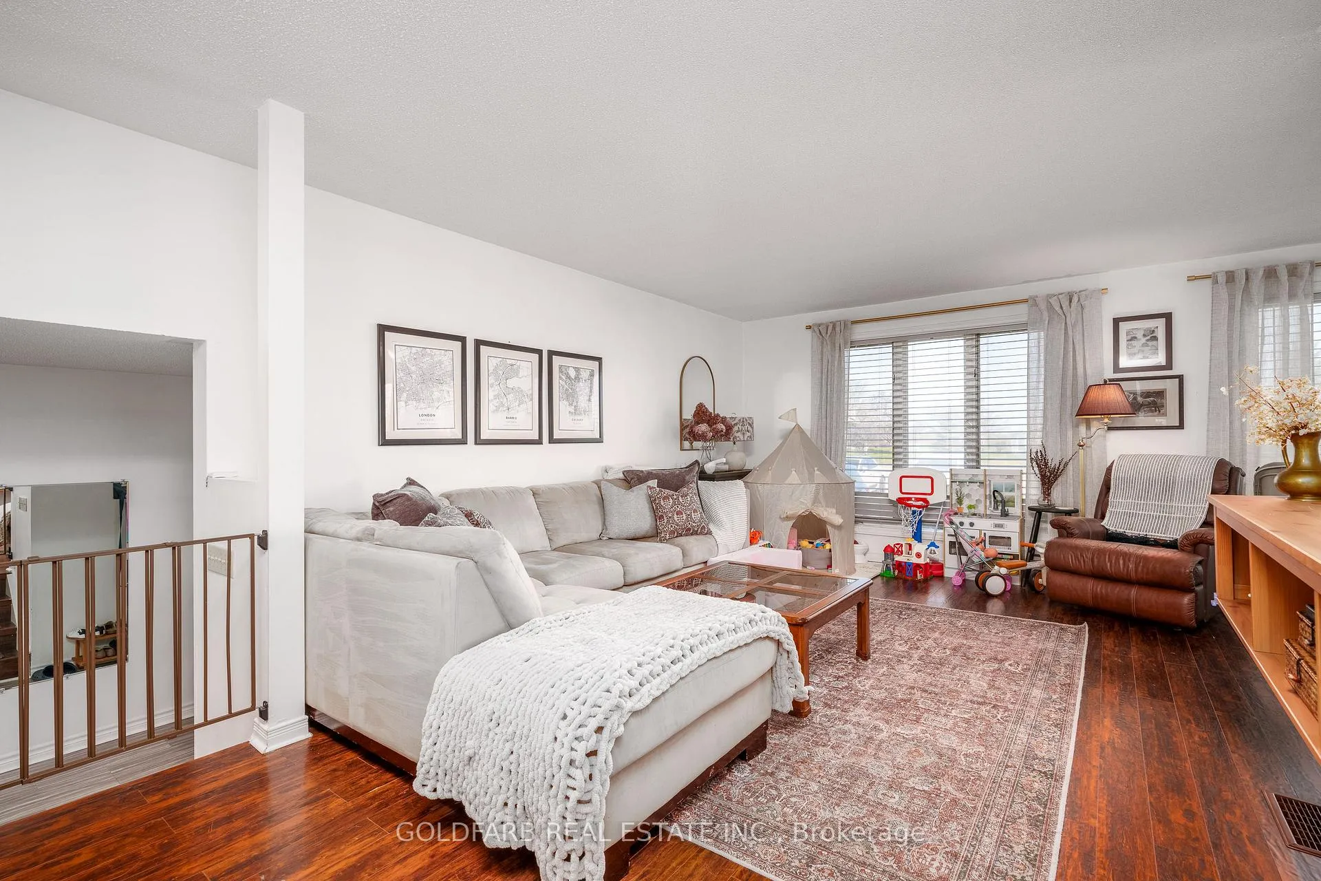 Photo 6 of 1635 Innisfil Beach Road, Innisfil, Alcona — HOMEH