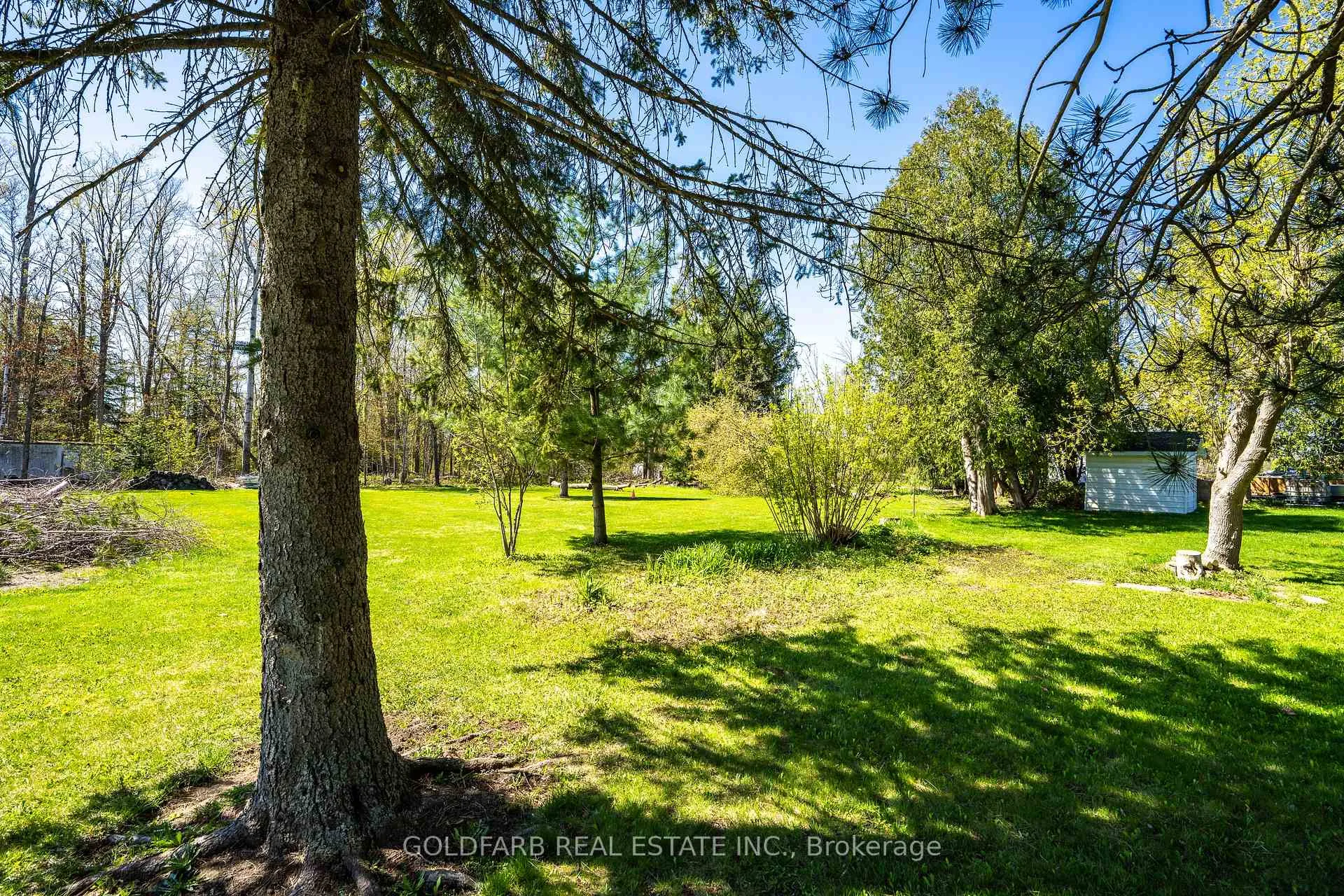 Photo 30 of 1635 Innisfil Beach Road, Innisfil, Alcona — HOMEH