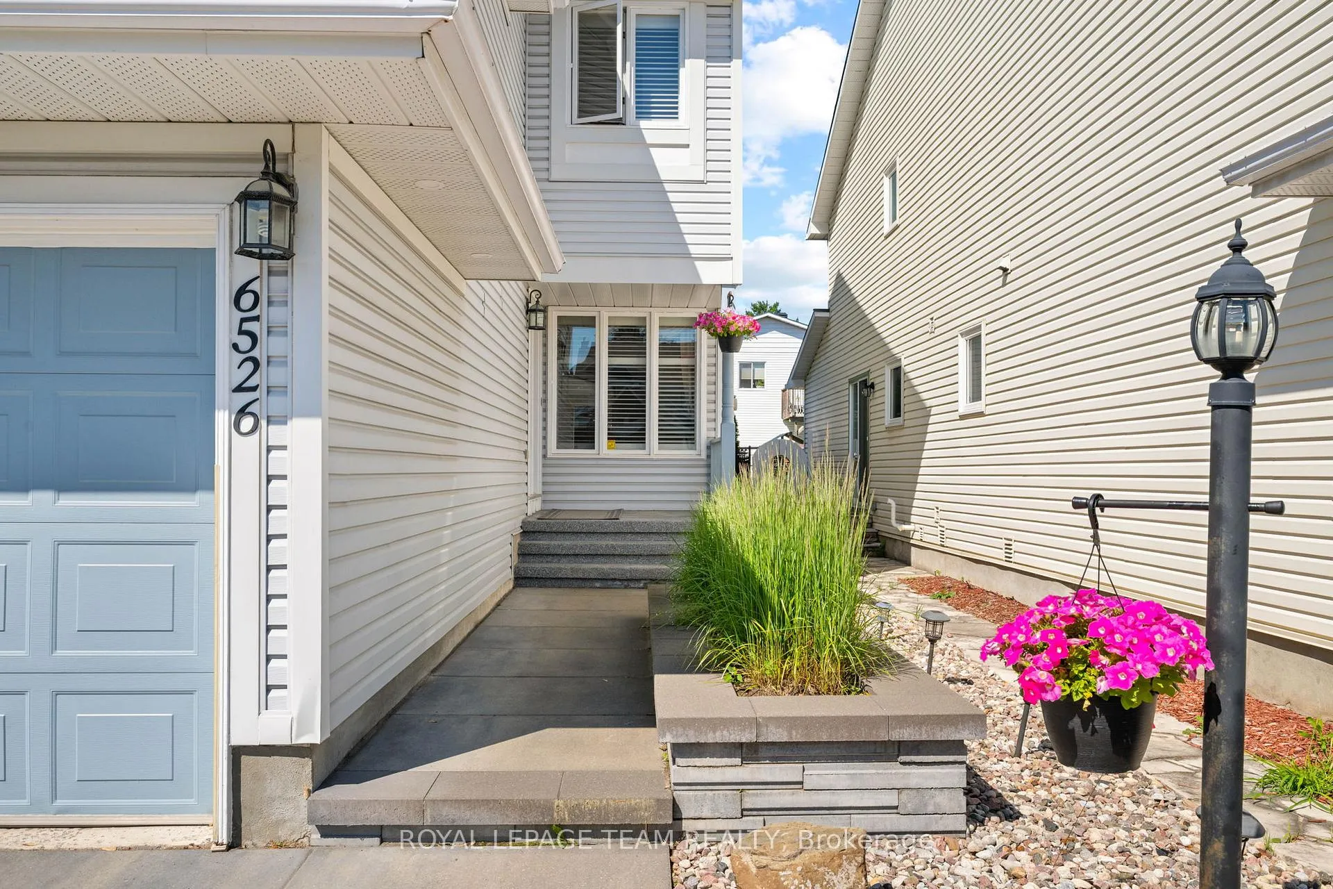Photo 3 of 6526 Tooney Drive, Ottawa, Orleans/Sunridge — HOMEH