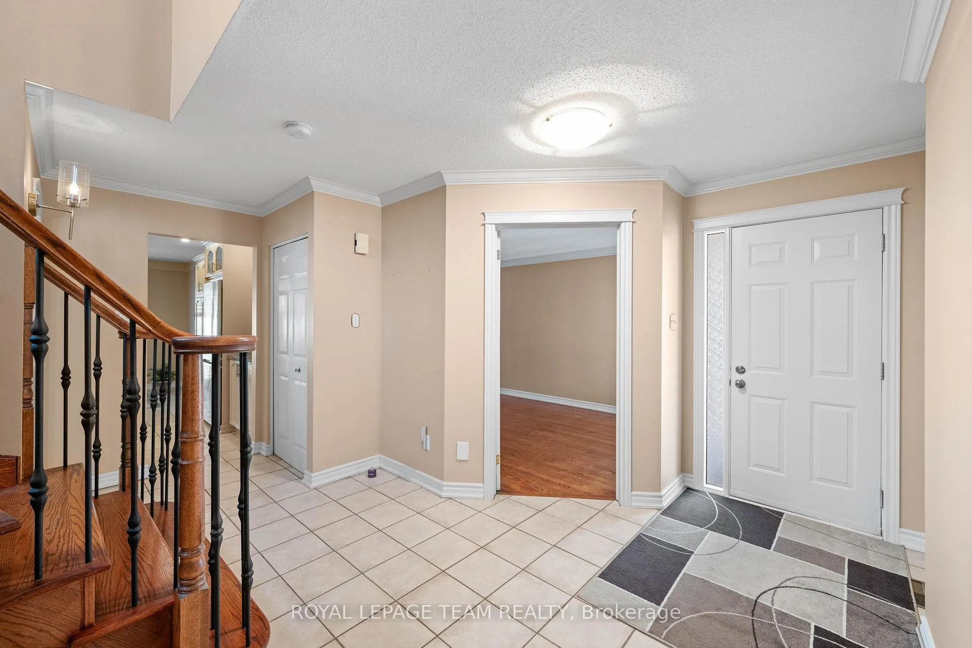 Photo 5 of 6526 Tooney Drive, Ottawa, Orleans/Sunridge — HOMEH