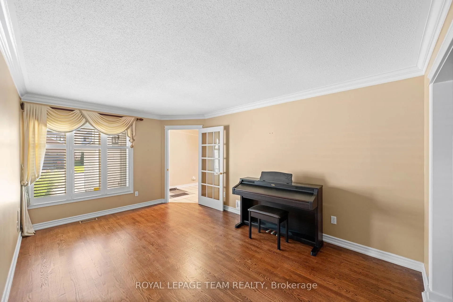 Photo 9 of 6526 Tooney Drive, Ottawa, Orleans/Sunridge — HOMEH