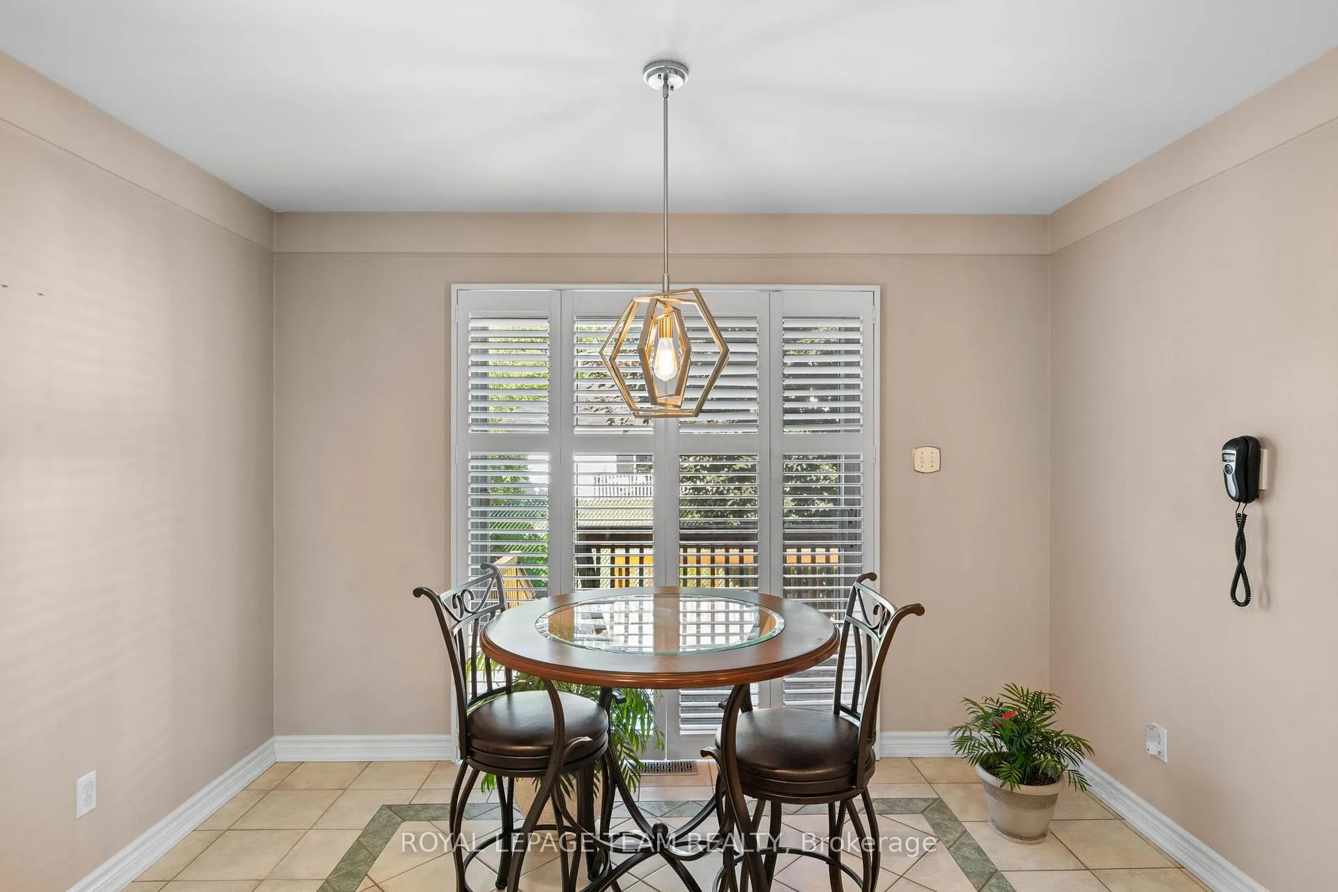 Photo 15 of 6526 Tooney Drive, Ottawa, Orleans/Sunridge — HOMEH