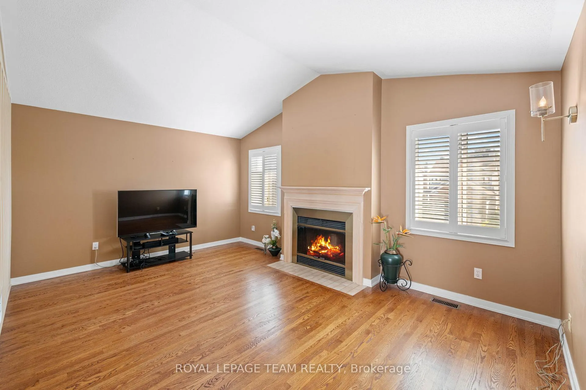 Photo 23 of 6526 Tooney Drive, Ottawa, Orleans/Sunridge — HOMEH