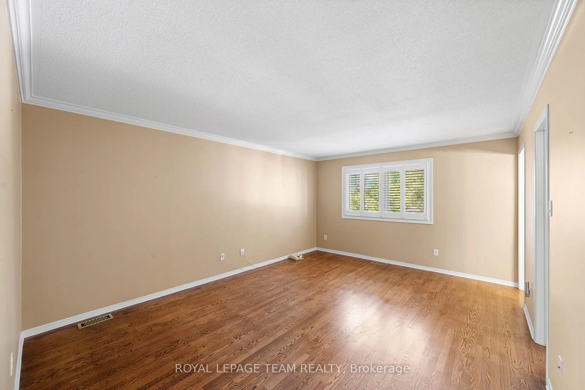 Photo 32 of 6526 Tooney Drive, Ottawa, Orleans/Sunridge — HOMEH