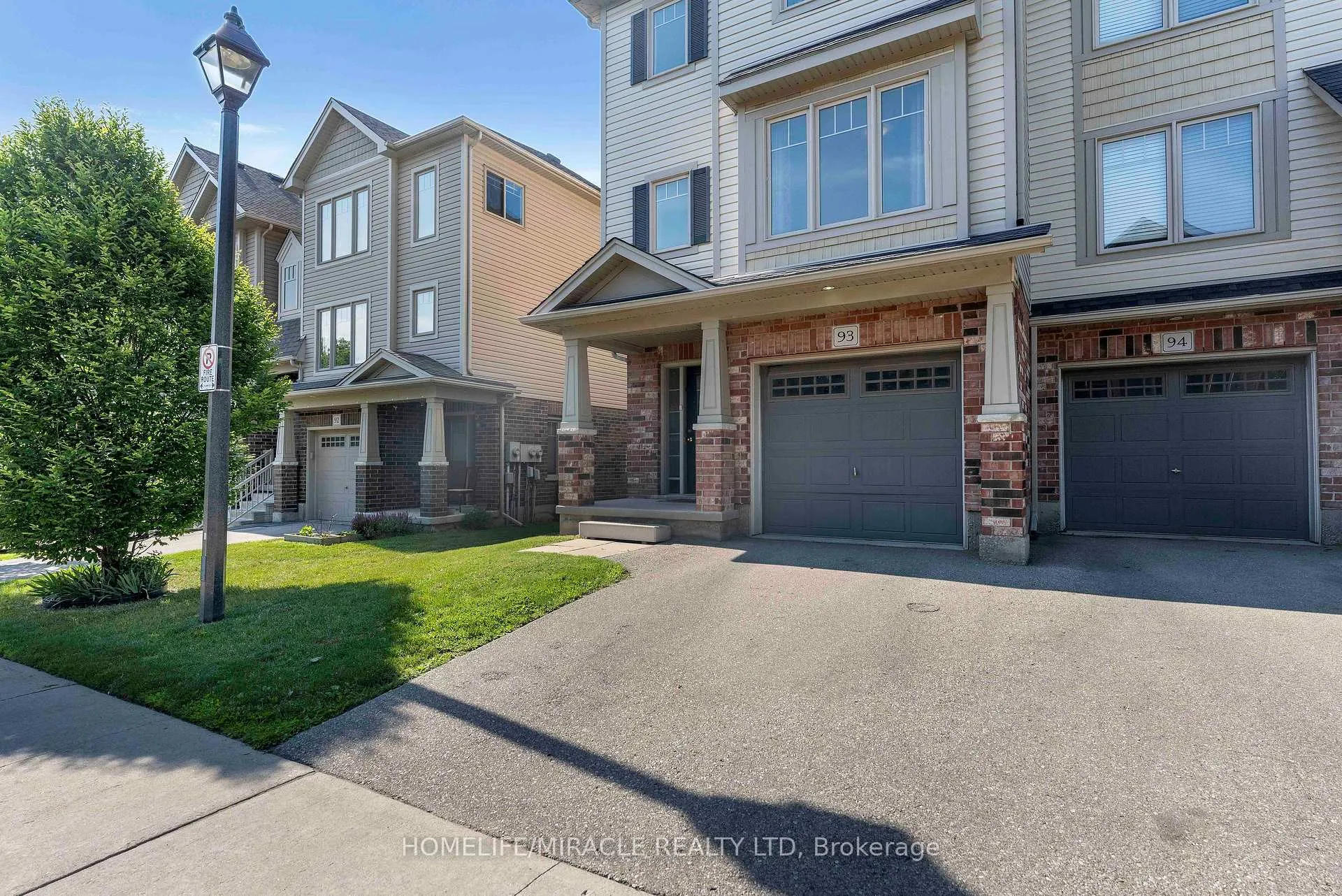 Photo 2 of Unit 93, 750 Lawrence Street, Cambridge, Preston Centre — HOMEH