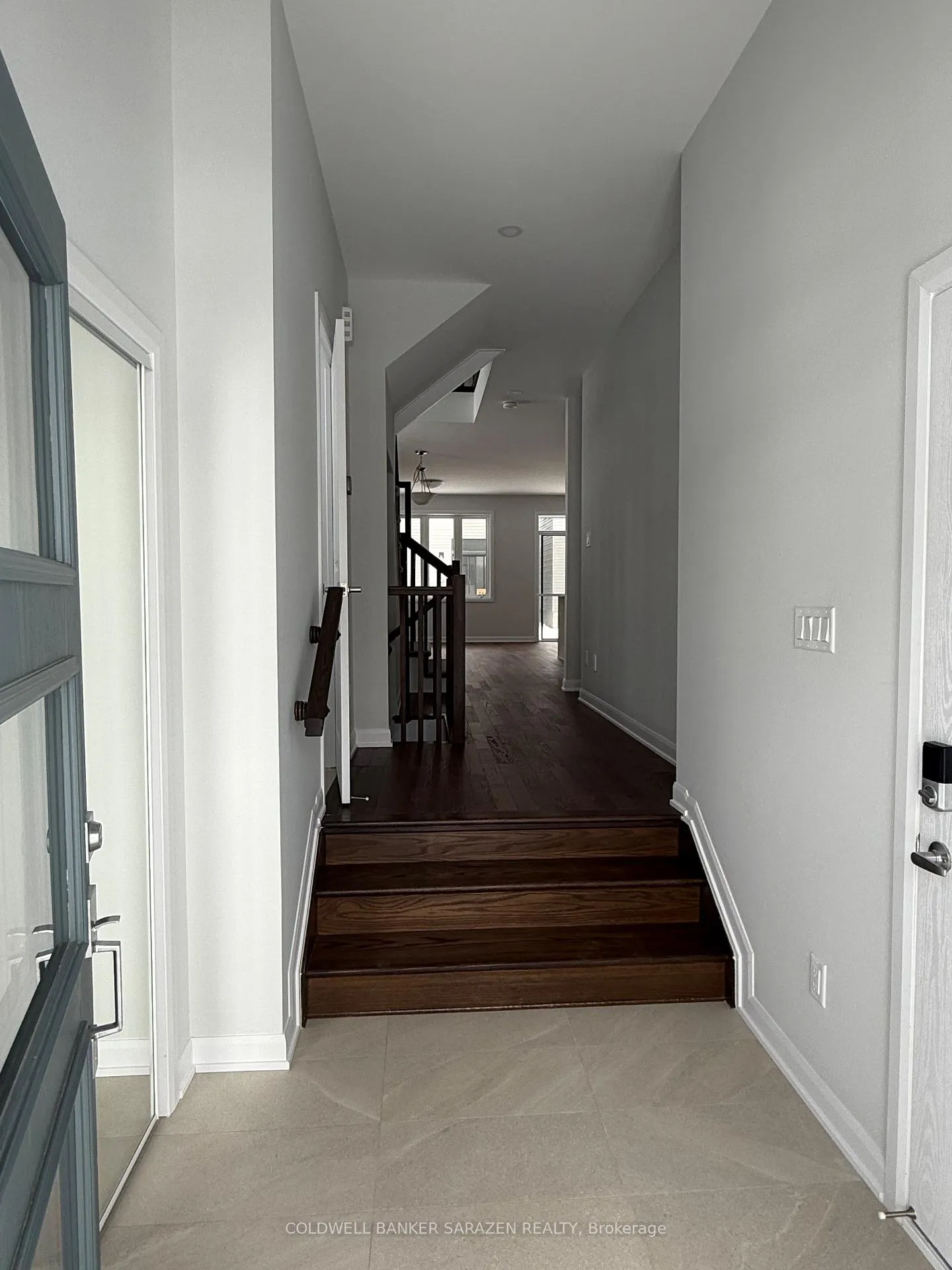 Photo 2 of 731 Fairline Row N, Ottawa, Kanata - Emerald Meadows/Trailwest — HOMEH