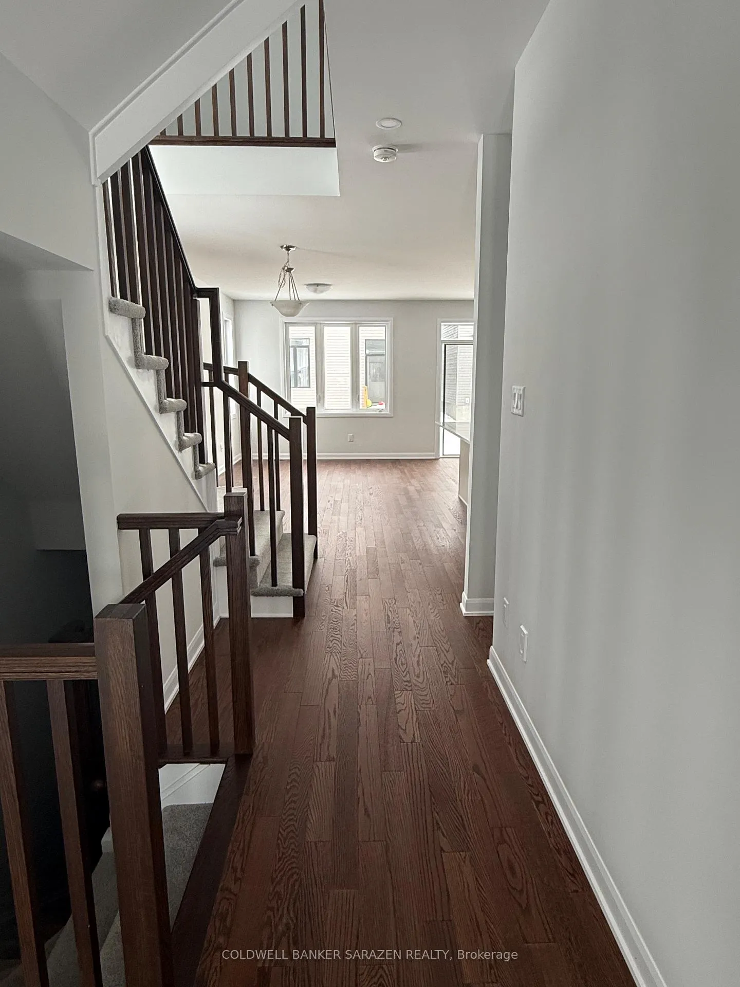 Photo 5 of 731 Fairline Row N, Ottawa, Kanata - Emerald Meadows/Trailwest — HOMEH
