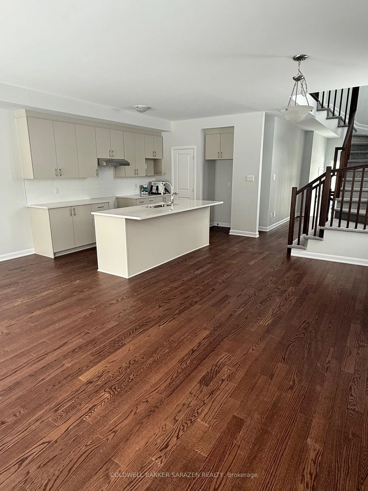 Photo 8 of 731 Fairline Row N, Ottawa, Kanata - Emerald Meadows/Trailwest — HOMEH