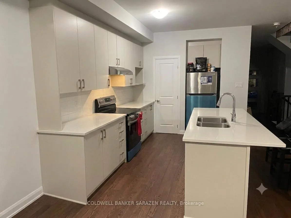 Photo 9 of 731 Fairline Row N, Ottawa, Kanata - Emerald Meadows/Trailwest — HOMEH