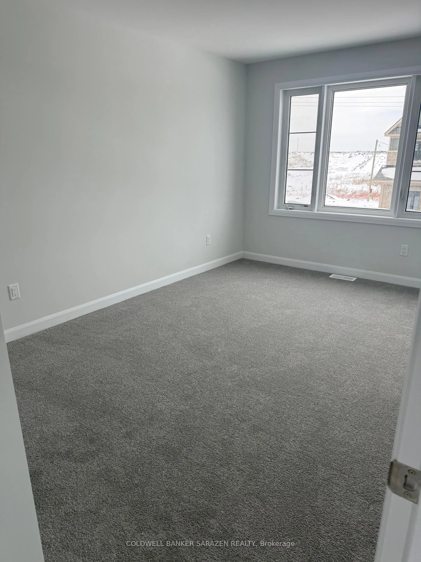 Photo 14 of 731 Fairline Row N, Ottawa, Kanata - Emerald Meadows/Trailwest — HOMEH