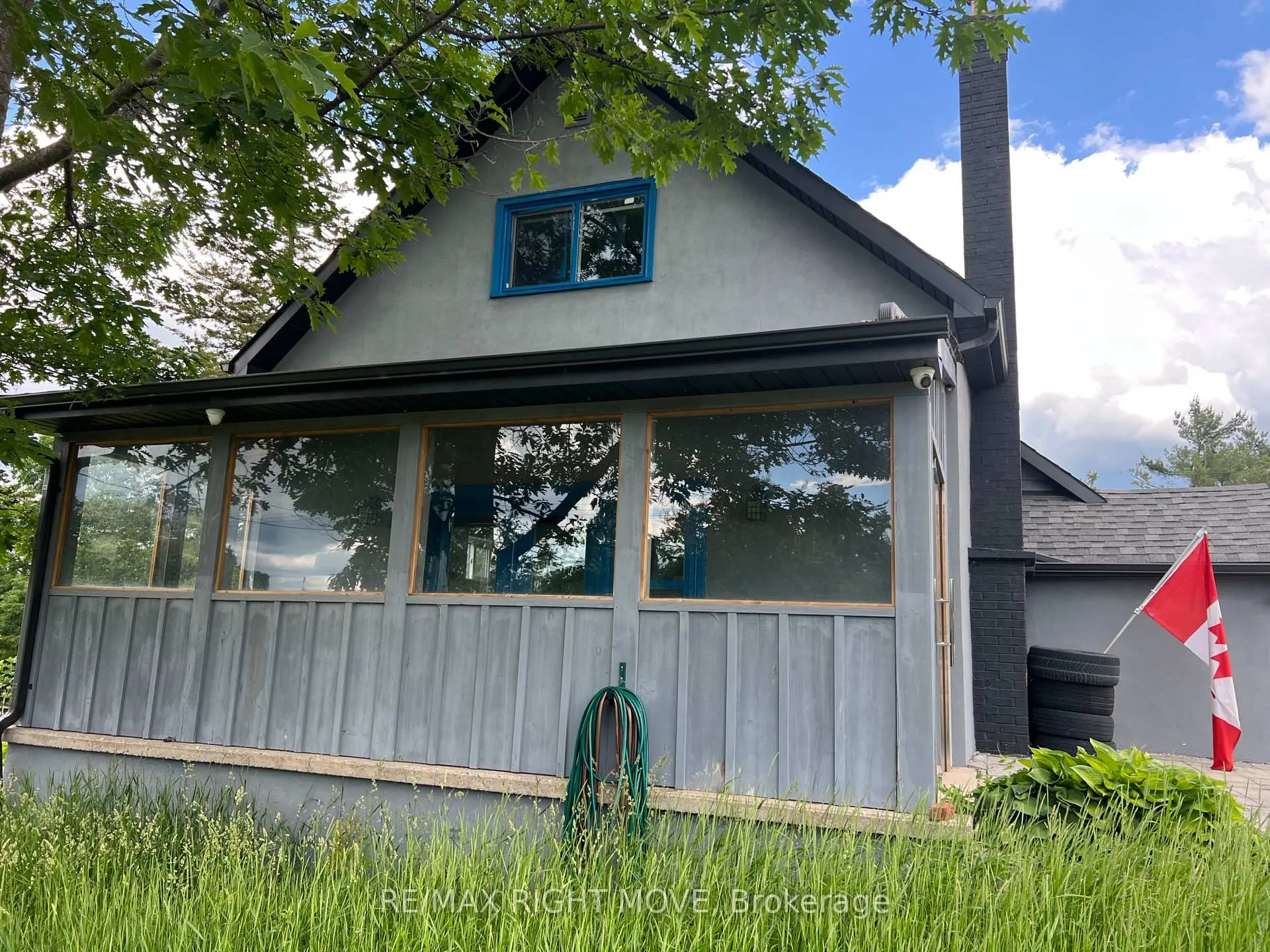 Front of 8203 County Road 169 Highway