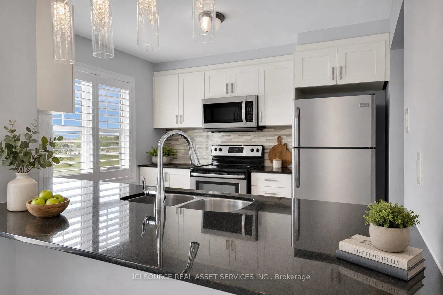Photo 11 of 541 Ensatina Crescent, Ottawa, Barrhaven - Half Moon Bay — HOMEH