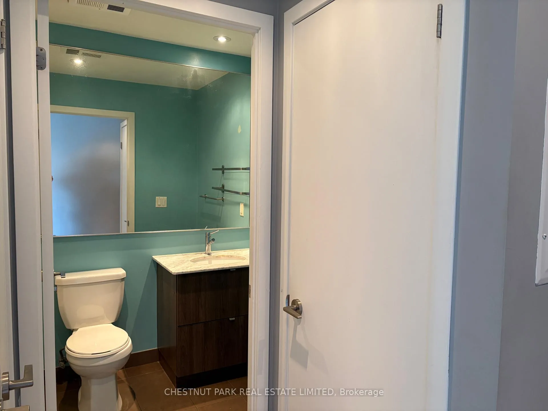 Photo 5 of Unit 1406, 170 Fort York Boulevard, Toronto, Waterfront Communities — HOMEH