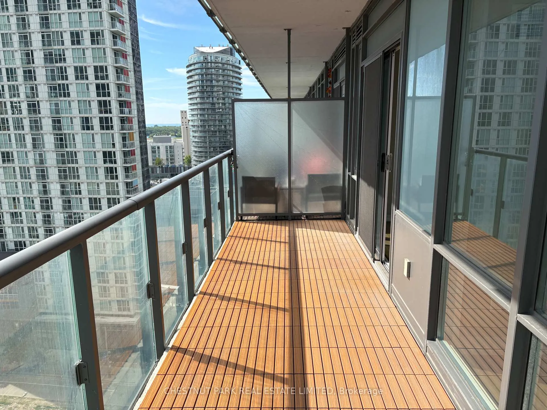 Photo 8 of Unit 1406, 170 Fort York Boulevard, Toronto, Waterfront Communities — HOMEH