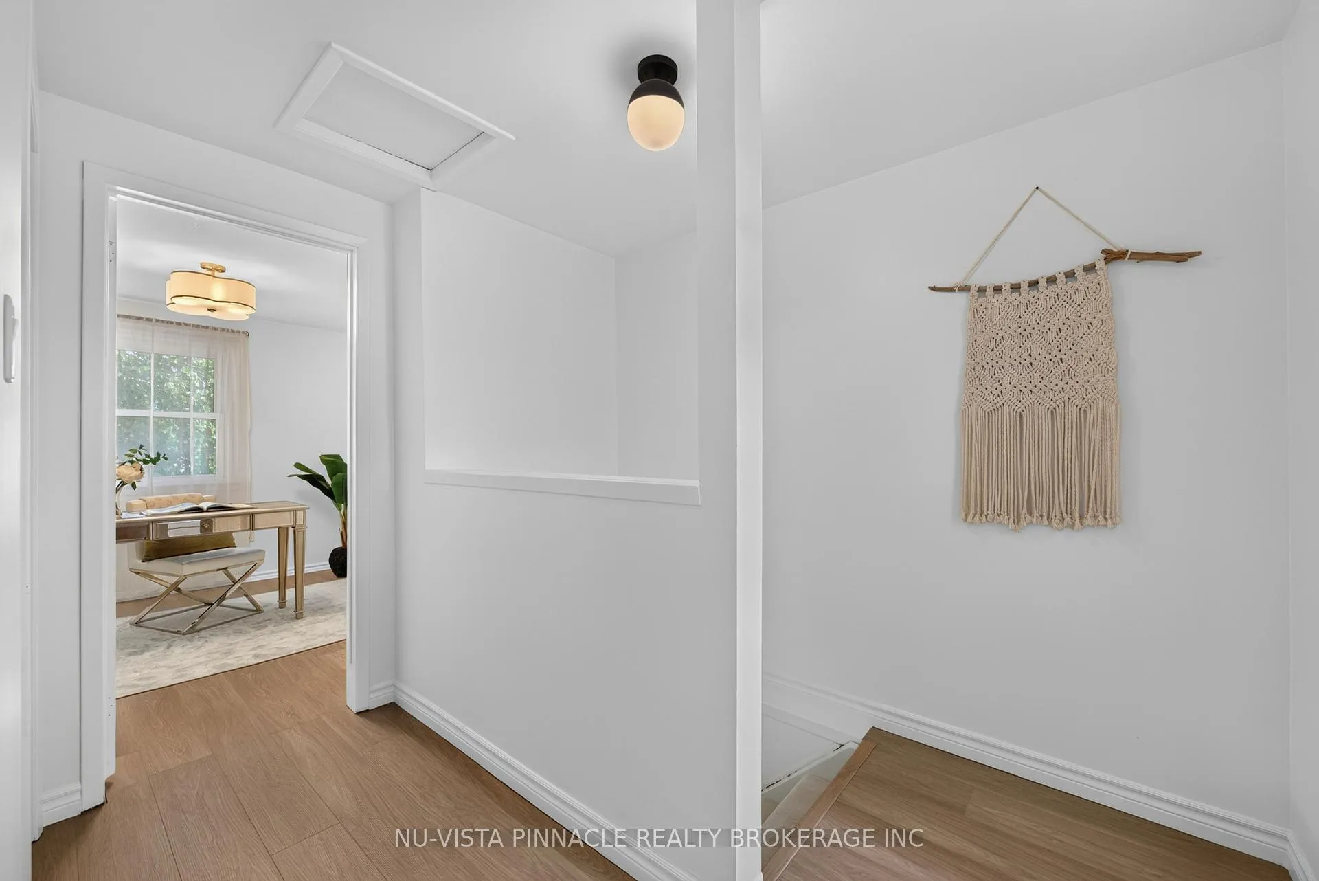 Photo 26 of 28 Edgemere Crescent, London, South T — HOMEH
