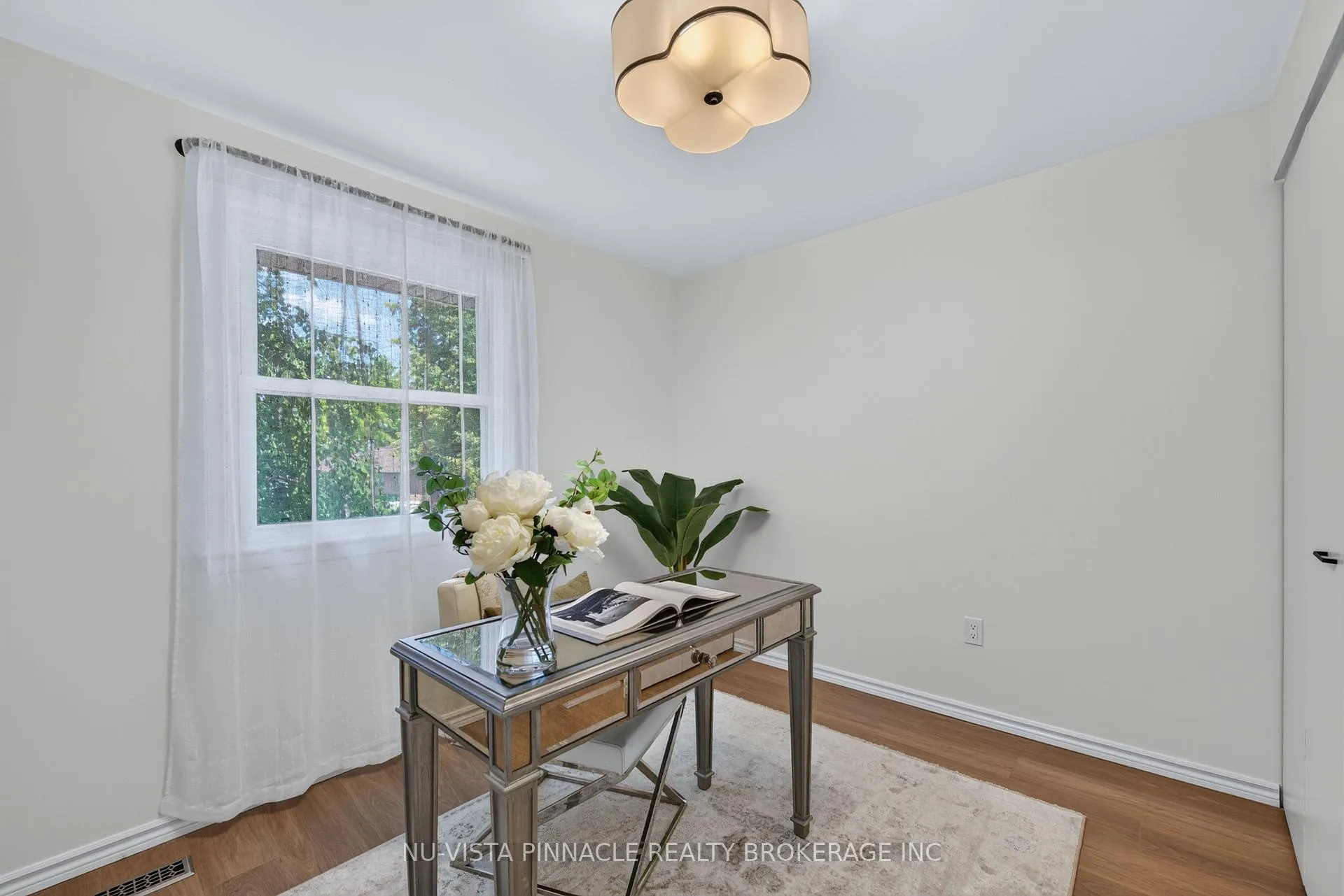 Photo 28 of 28 Edgemere Crescent, London, South T — HOMEH