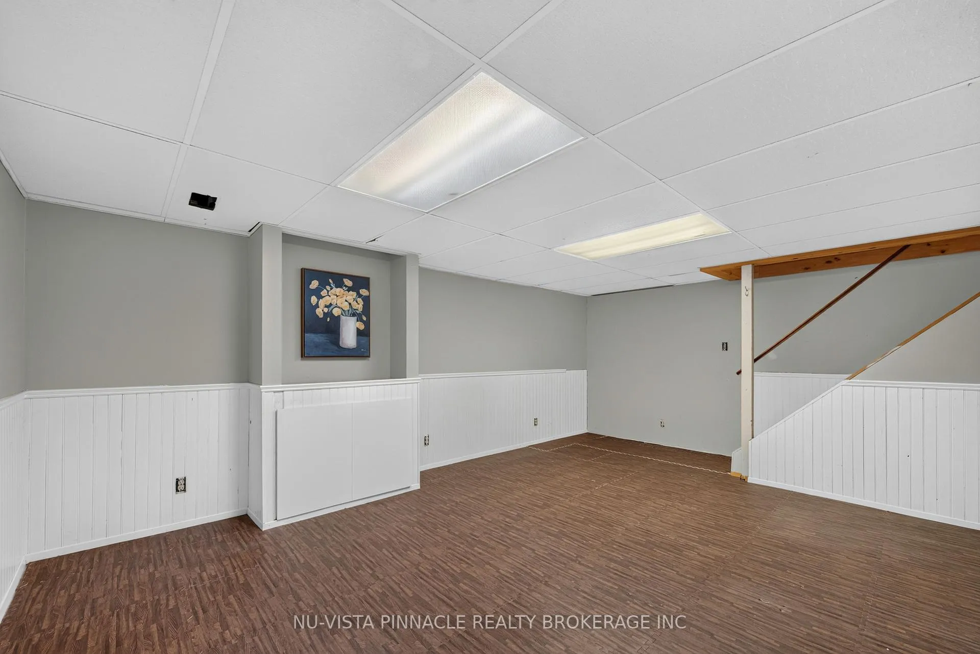 Photo 32 of 28 Edgemere Crescent, London, South T — HOMEH