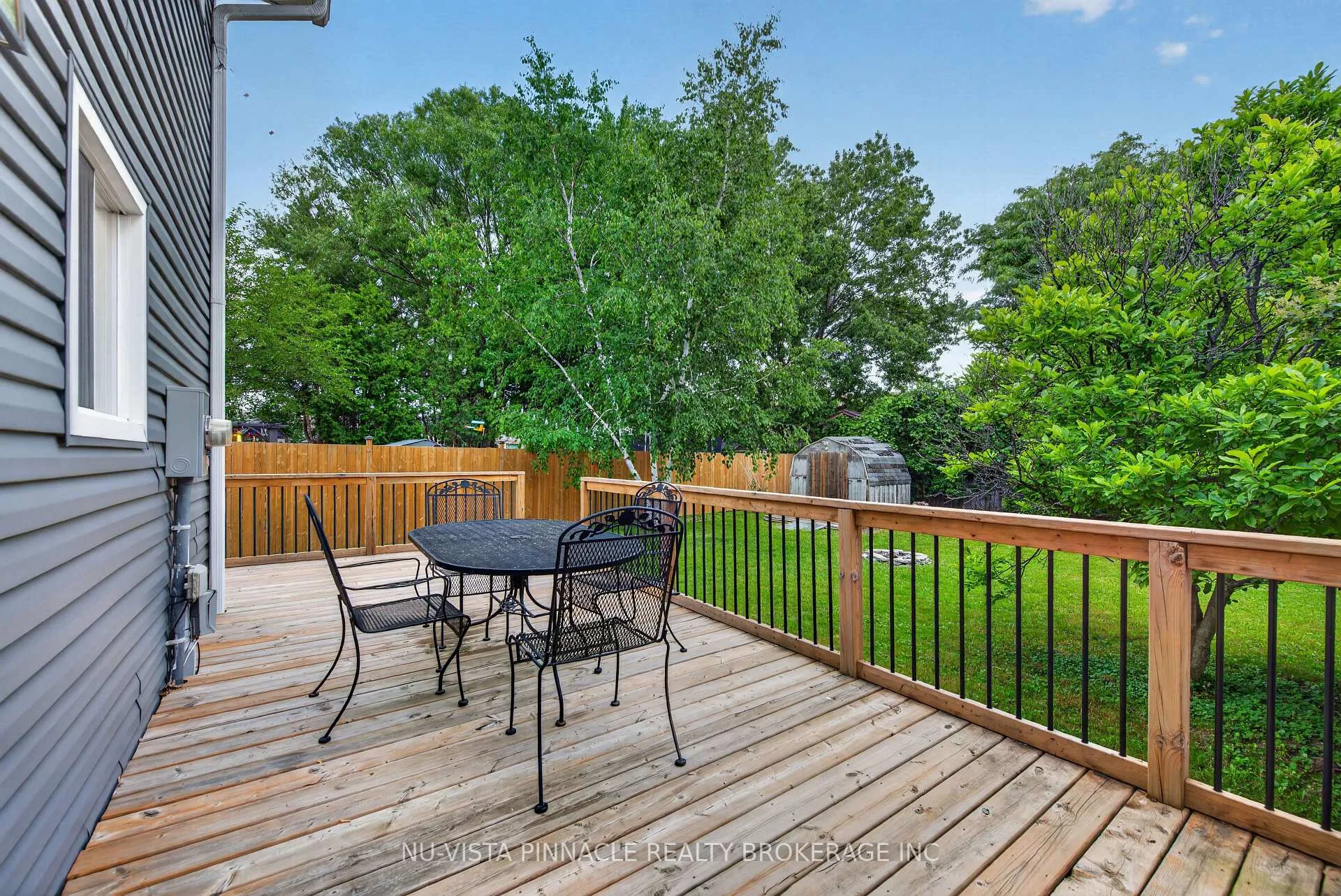 Photo 35 of 28 Edgemere Crescent, London, South T — HOMEH