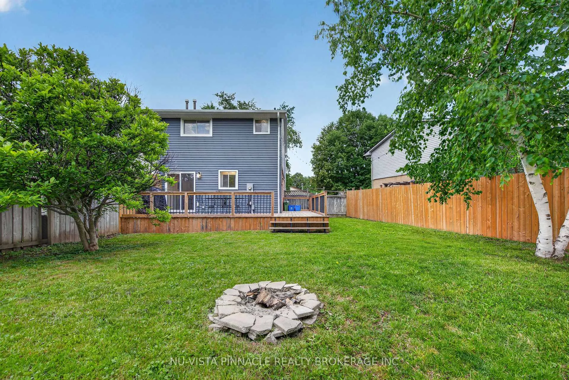 Photo 40 of 28 Edgemere Crescent, London, South T — HOMEH