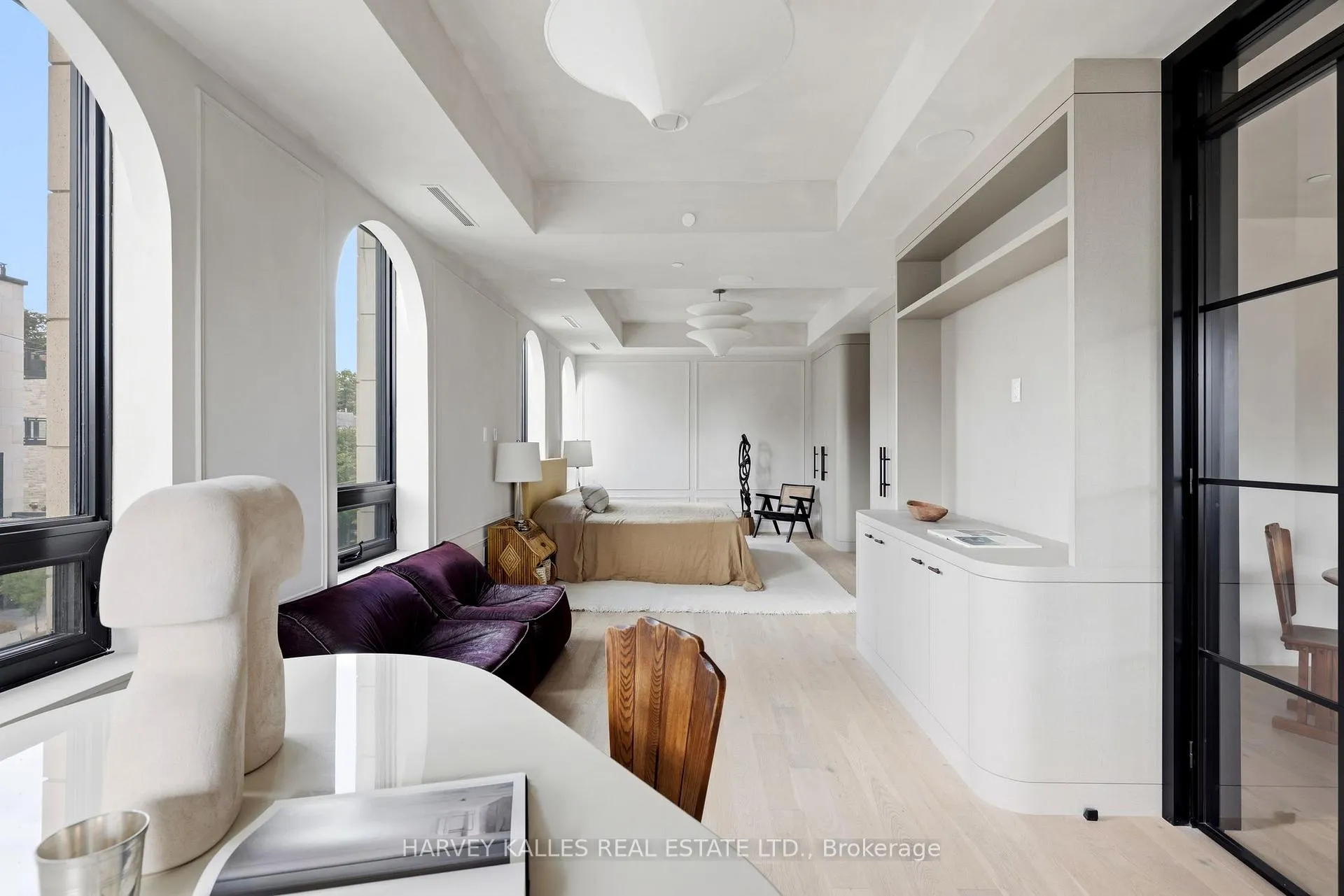 Photo 9 of Unit 4, 1 Forest Hill Road, Toronto, Casa Loma — HOMEH