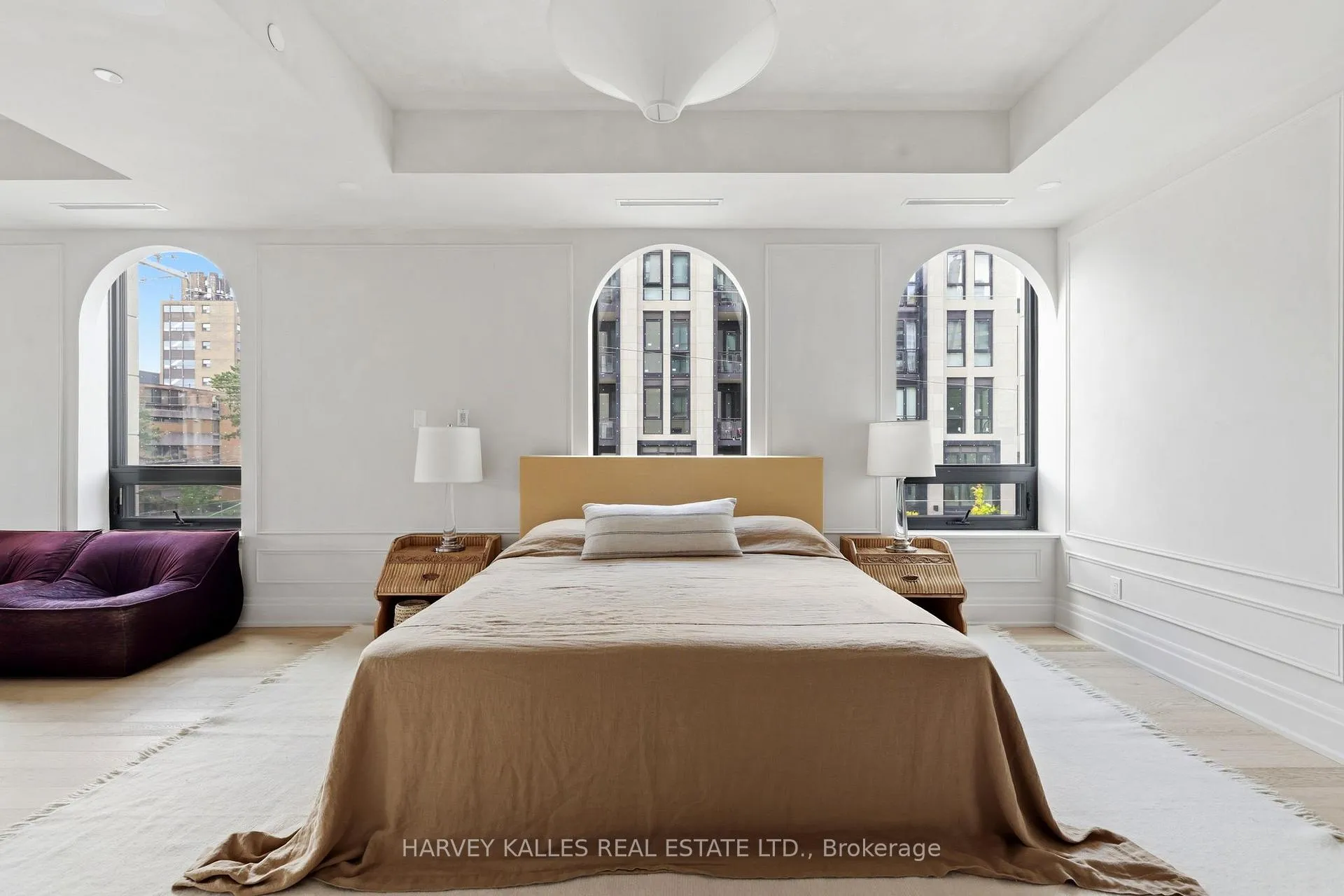Photo 10 of Unit 4, 1 Forest Hill Road, Toronto, Casa Loma — HOMEH
