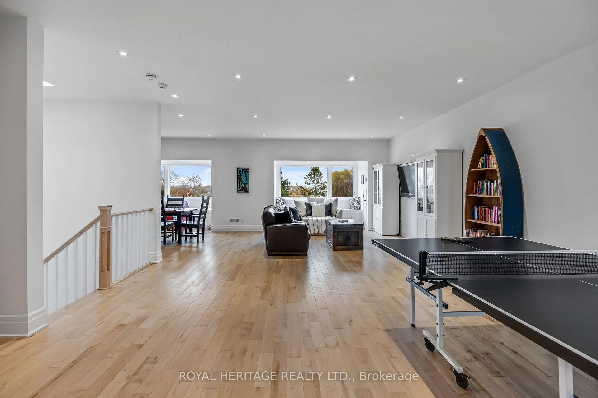 Photo 49 of 968 Essa Crescent, Pickering, West Shore — HOMEH