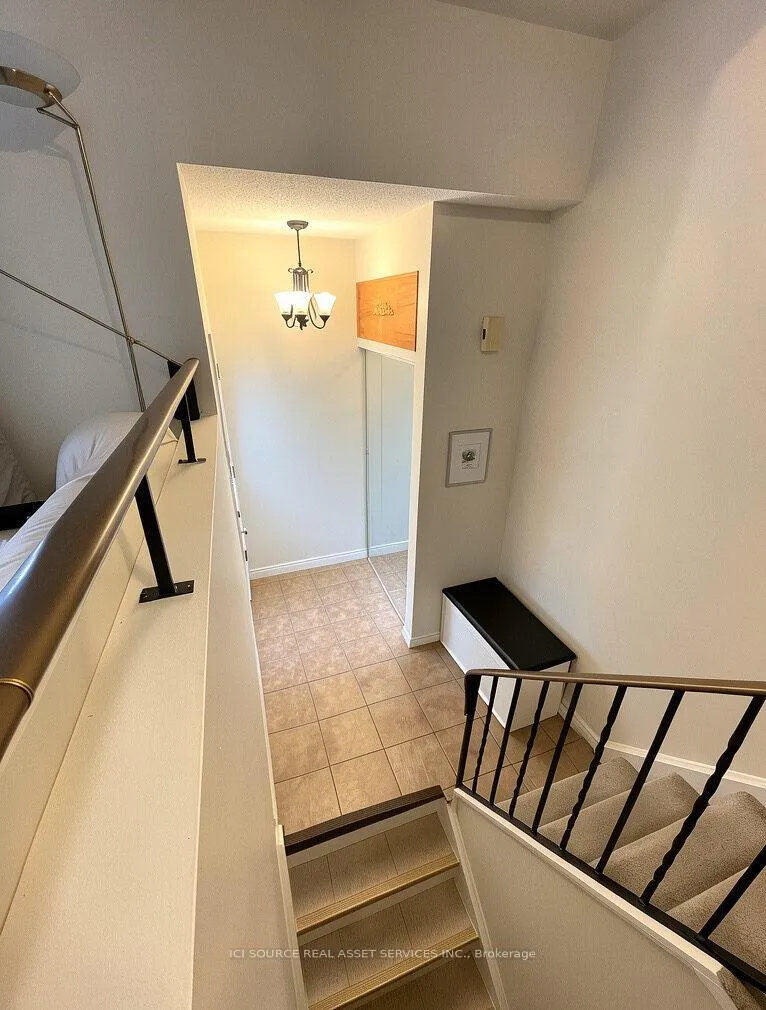 Photo 2 of 12C Sonnet Crescent, Ottawa, Westcliffe Estates — HOMEH