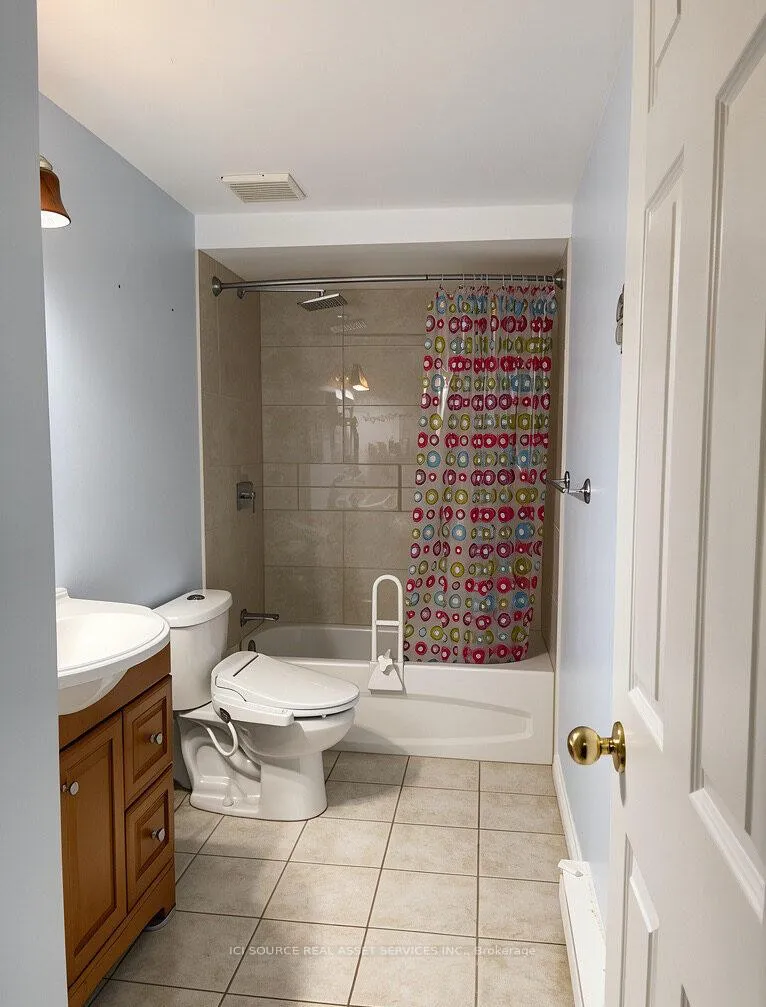 Photo 10 of 12C Sonnet Crescent, Ottawa, Westcliffe Estates — HOMEH