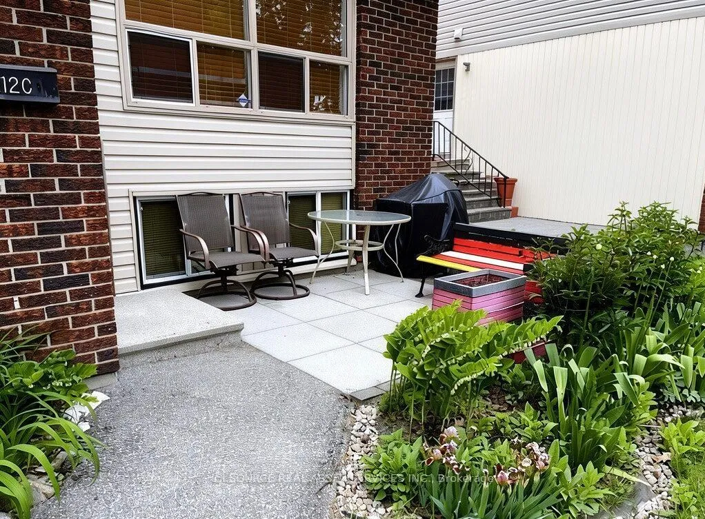 Photo 21 of 12C Sonnet Crescent, Ottawa, Westcliffe Estates — HOMEH