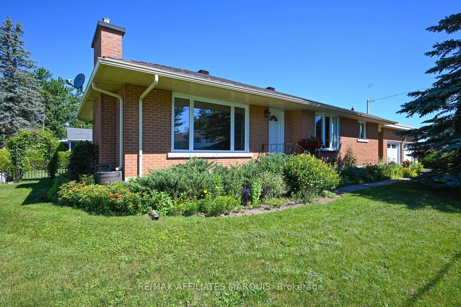 Photo 1 of 7 Ontario Street, Smiths Falls, Smiths Falls — HOMEH