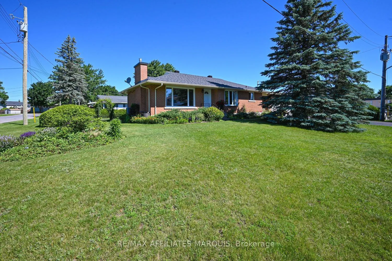 Photo 3 of 7 Ontario Street, Smiths Falls, Smiths Falls — HOMEH