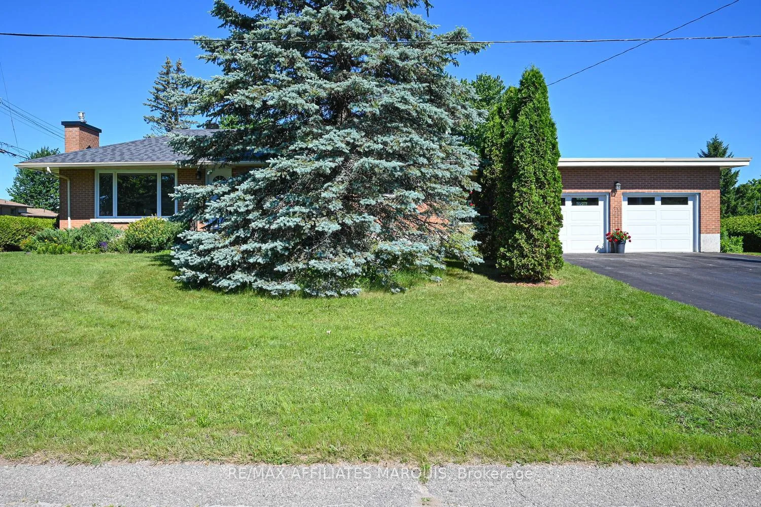 Photo 8 of 7 Ontario Street, Smiths Falls, Smiths Falls — HOMEH