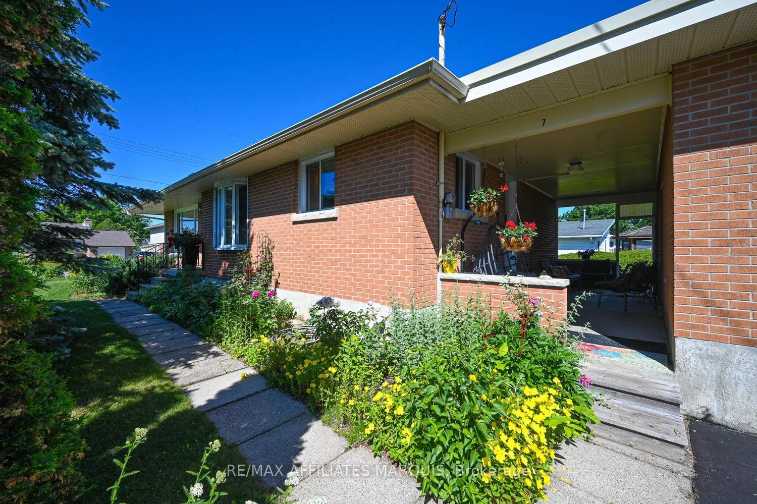 Photo 9 of 7 Ontario Street, Smiths Falls, Smiths Falls — HOMEH
