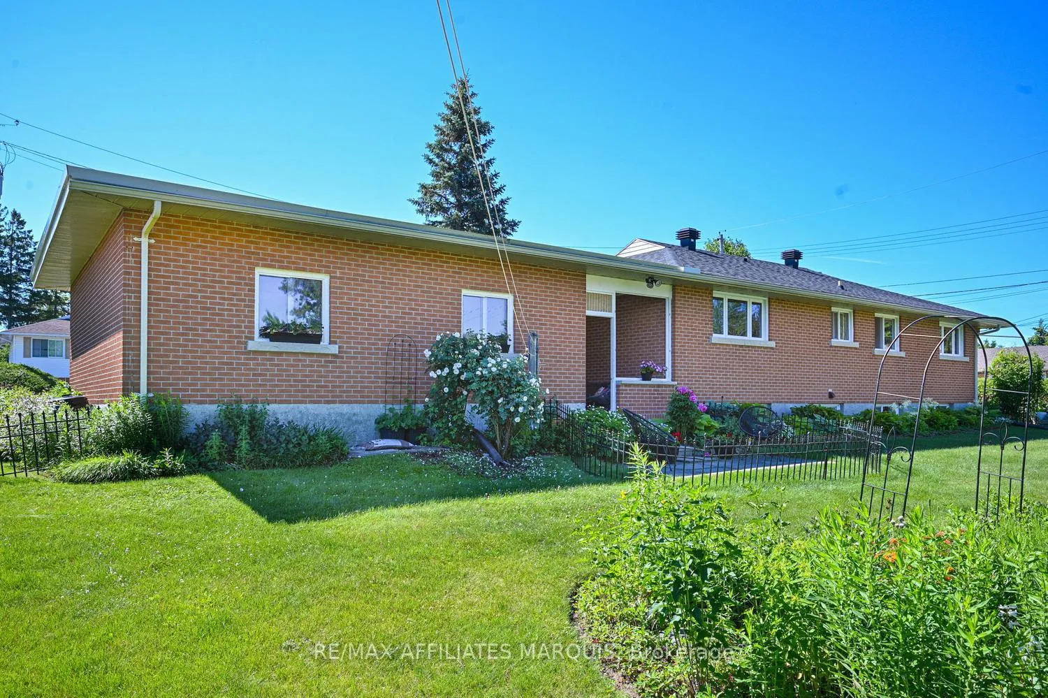 Photo 46 of 7 Ontario Street, Smiths Falls, Smiths Falls — HOMEH
