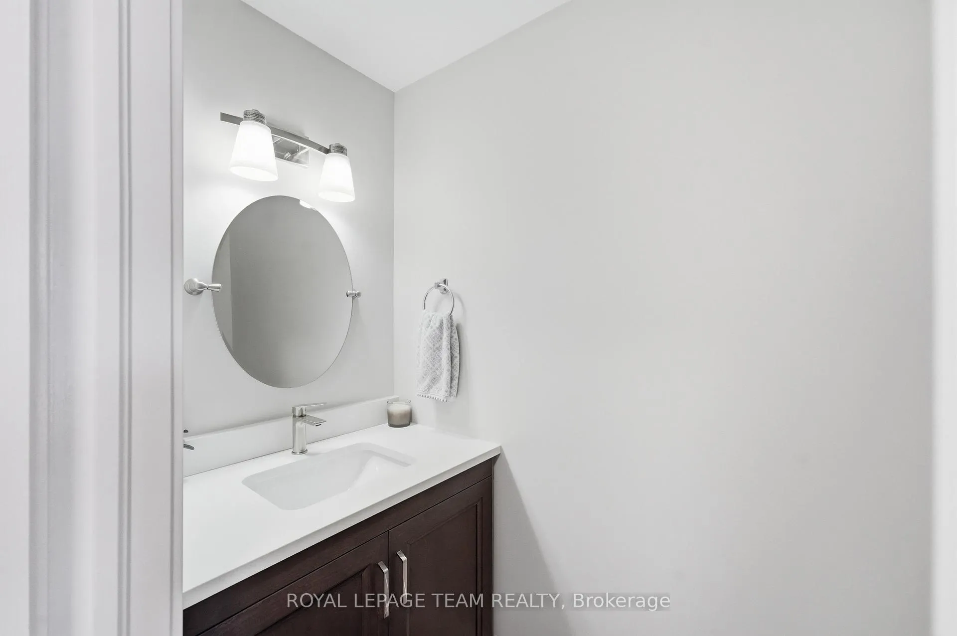 Photo 24 of 4580 Ogilvie Walk Crescent, Ottawa, Carson Grove — HOMEH