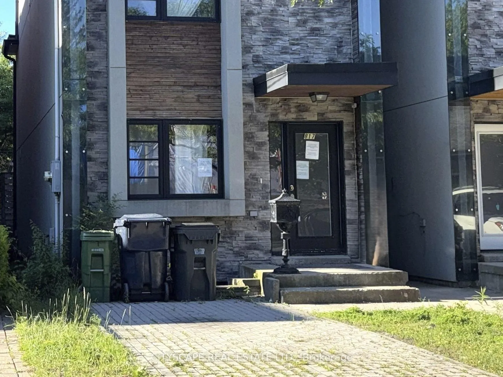 Photo 5 of 817 Cosburn Avenue, Toronto, Danforth Village-East York — HOMEH