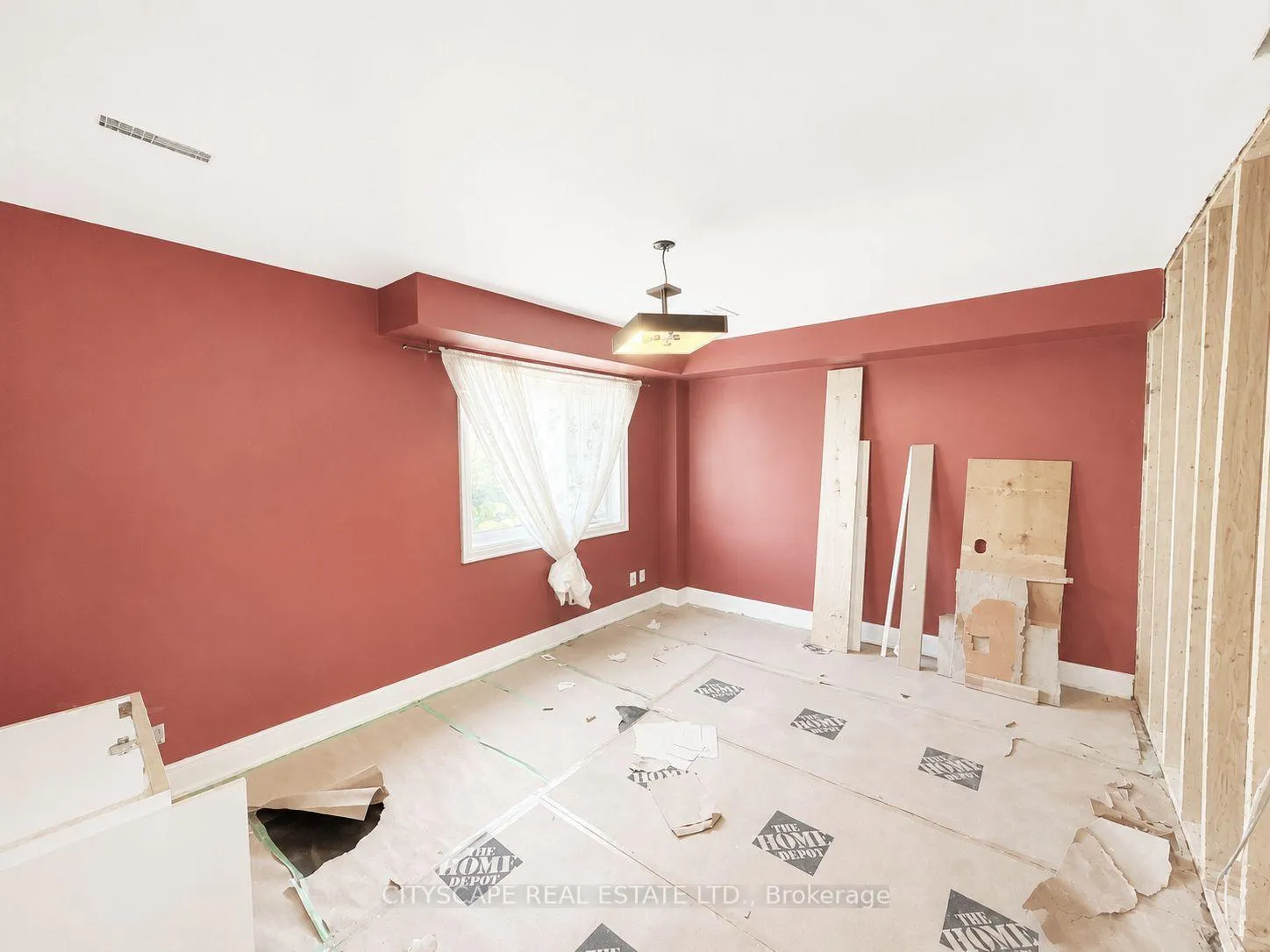 Photo 15 of 817 Cosburn Avenue, Toronto, Danforth Village-East York — HOMEH