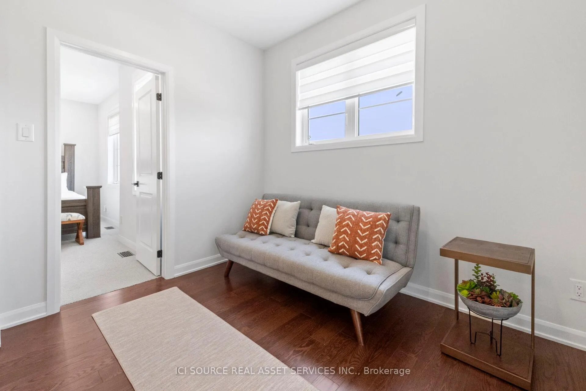 Photo 20 of 733 Coast Circle, Ottawa, Mahogany Community — HOMEH