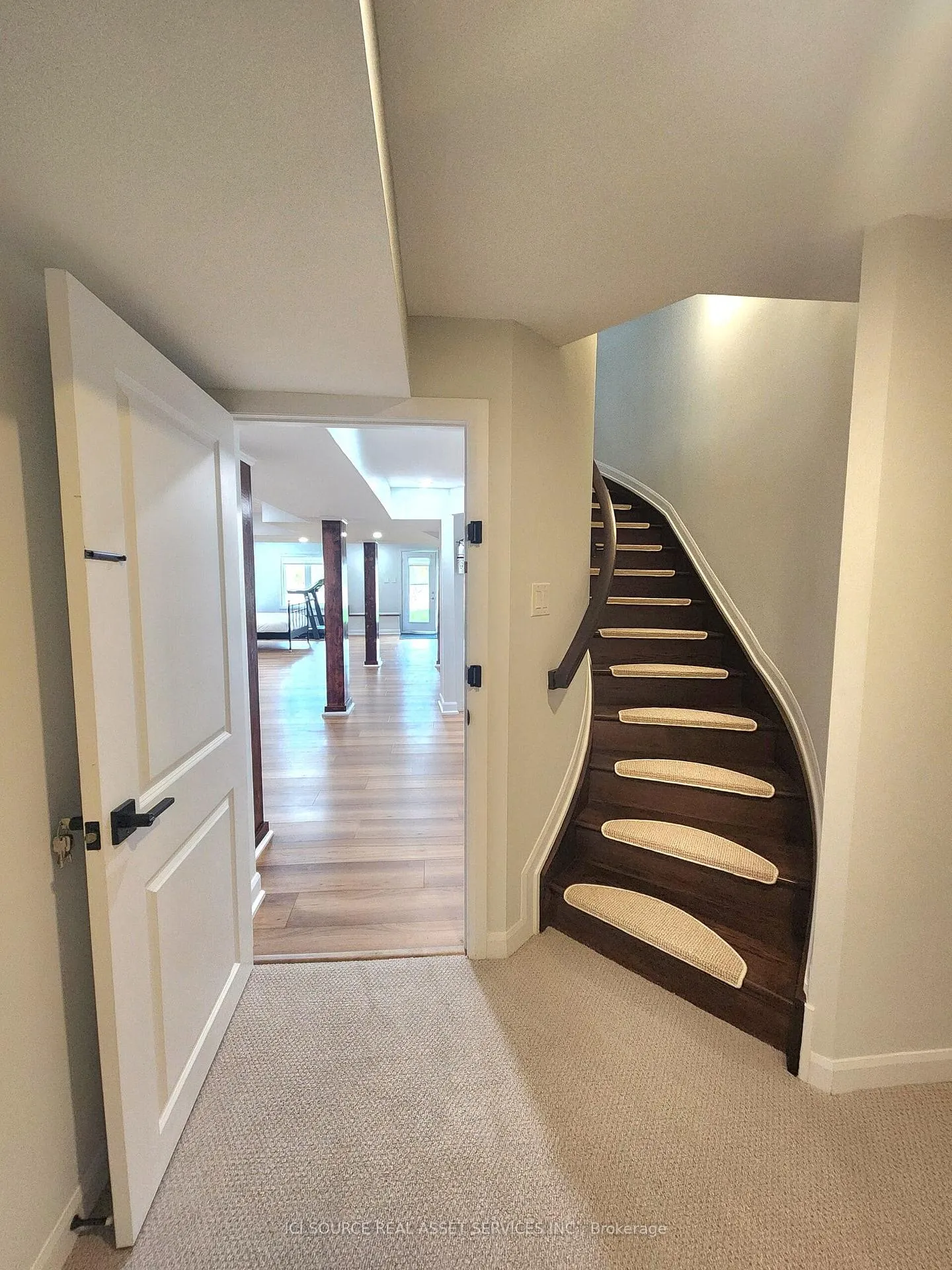 Photo 29 of 733 Coast Circle, Ottawa, Mahogany Community — HOMEH