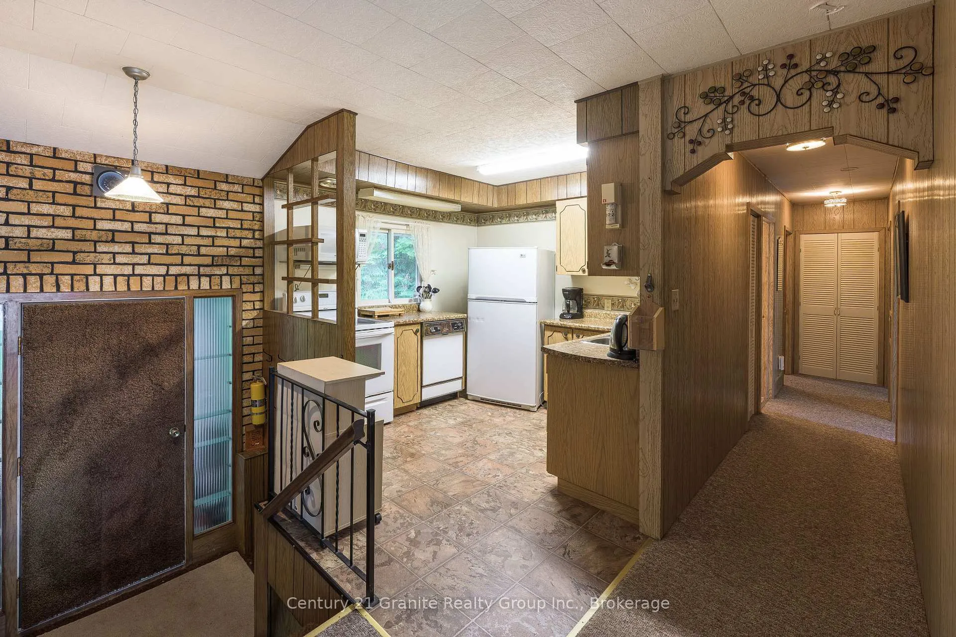 Photo 14 of 1950 Curry Road, Dysart et al, Harburn — HOMEH