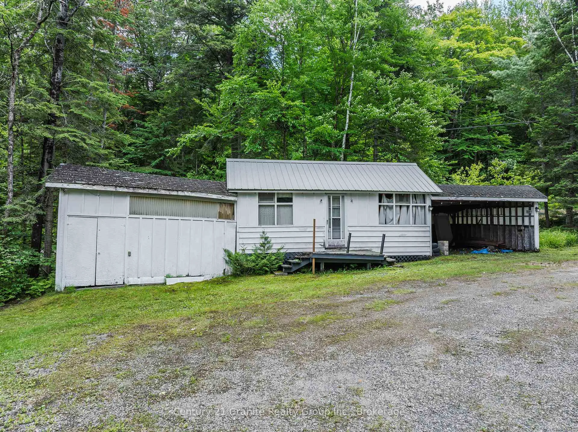 Photo 48 of 1950 Curry Road, Dysart et al, Harburn — HOMEH