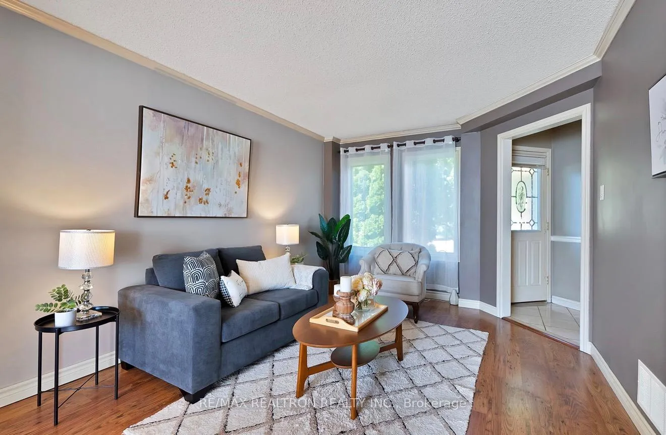 Photo 5 of 67 Sable Crescent, Whitby, Rolling Acres — HOMEH