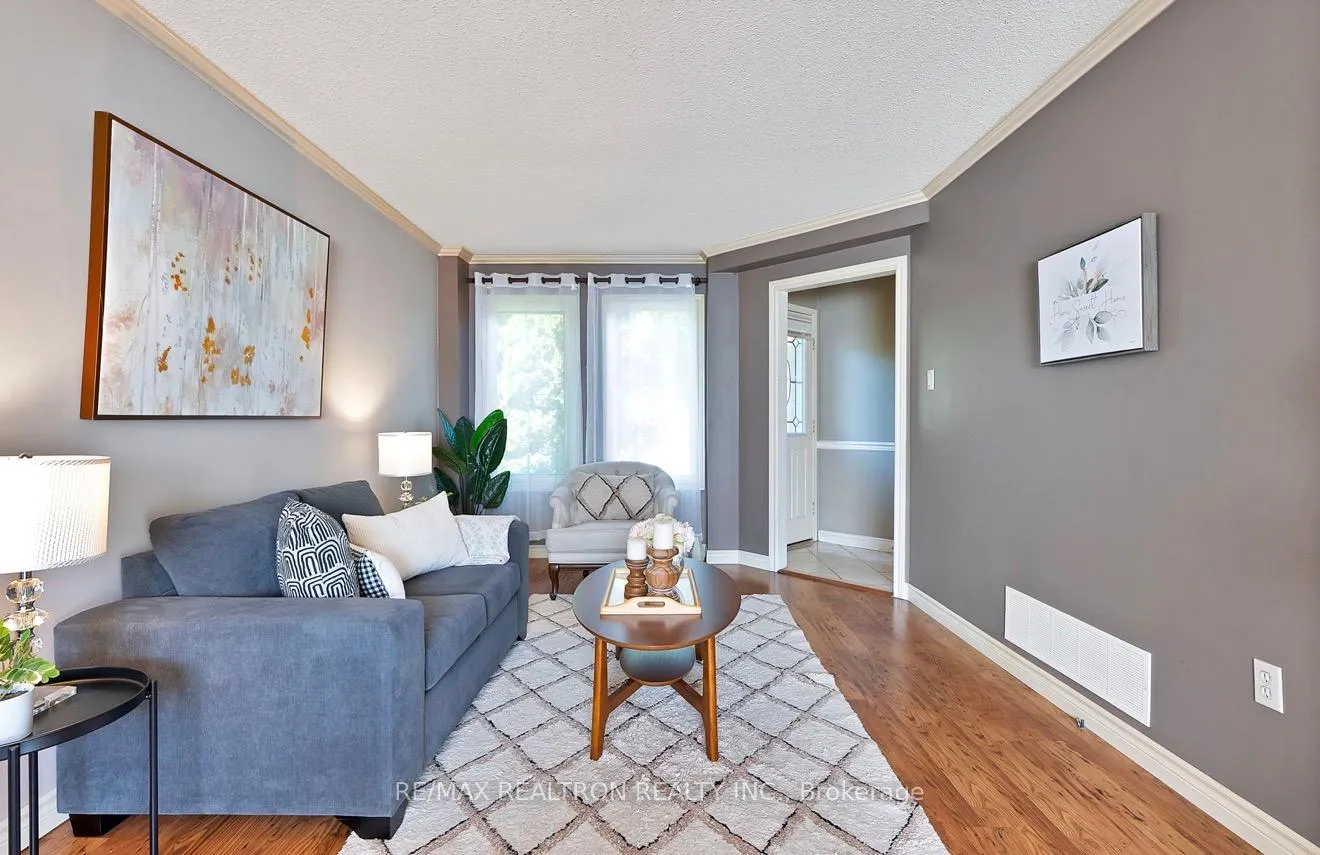 Photo 7 of 67 Sable Crescent, Whitby, Rolling Acres — HOMEH