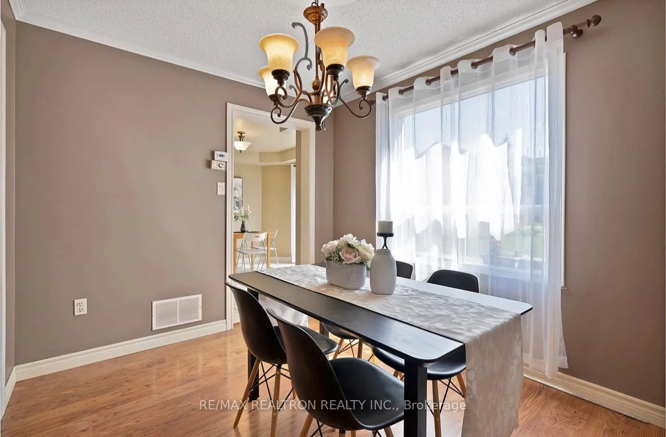 Photo 9 of 67 Sable Crescent, Whitby, Rolling Acres — HOMEH
