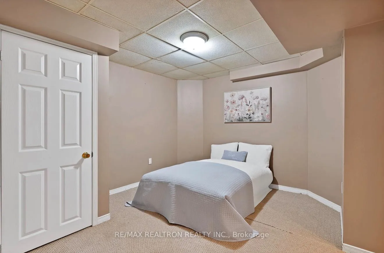 Photo 24 of 67 Sable Crescent, Whitby, Rolling Acres — HOMEH