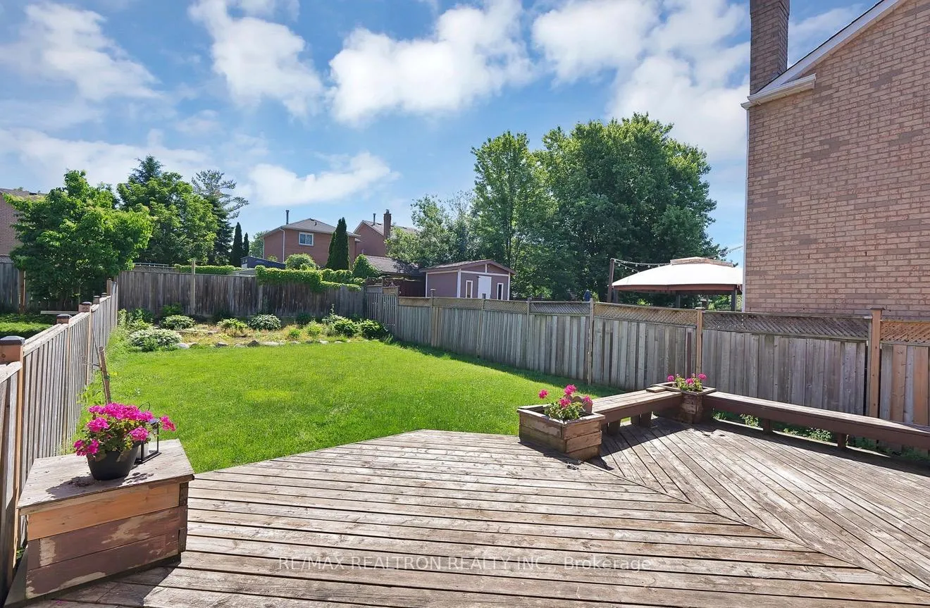 Photo 28 of 67 Sable Crescent, Whitby, Rolling Acres — HOMEH