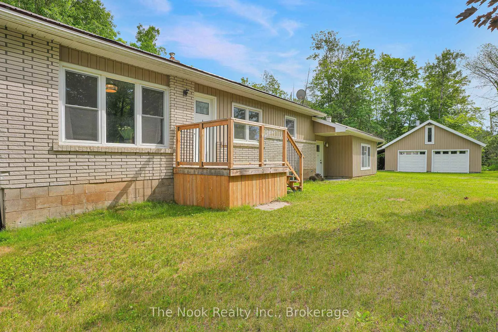 Photo of 28 Weslemkoon Lake Road