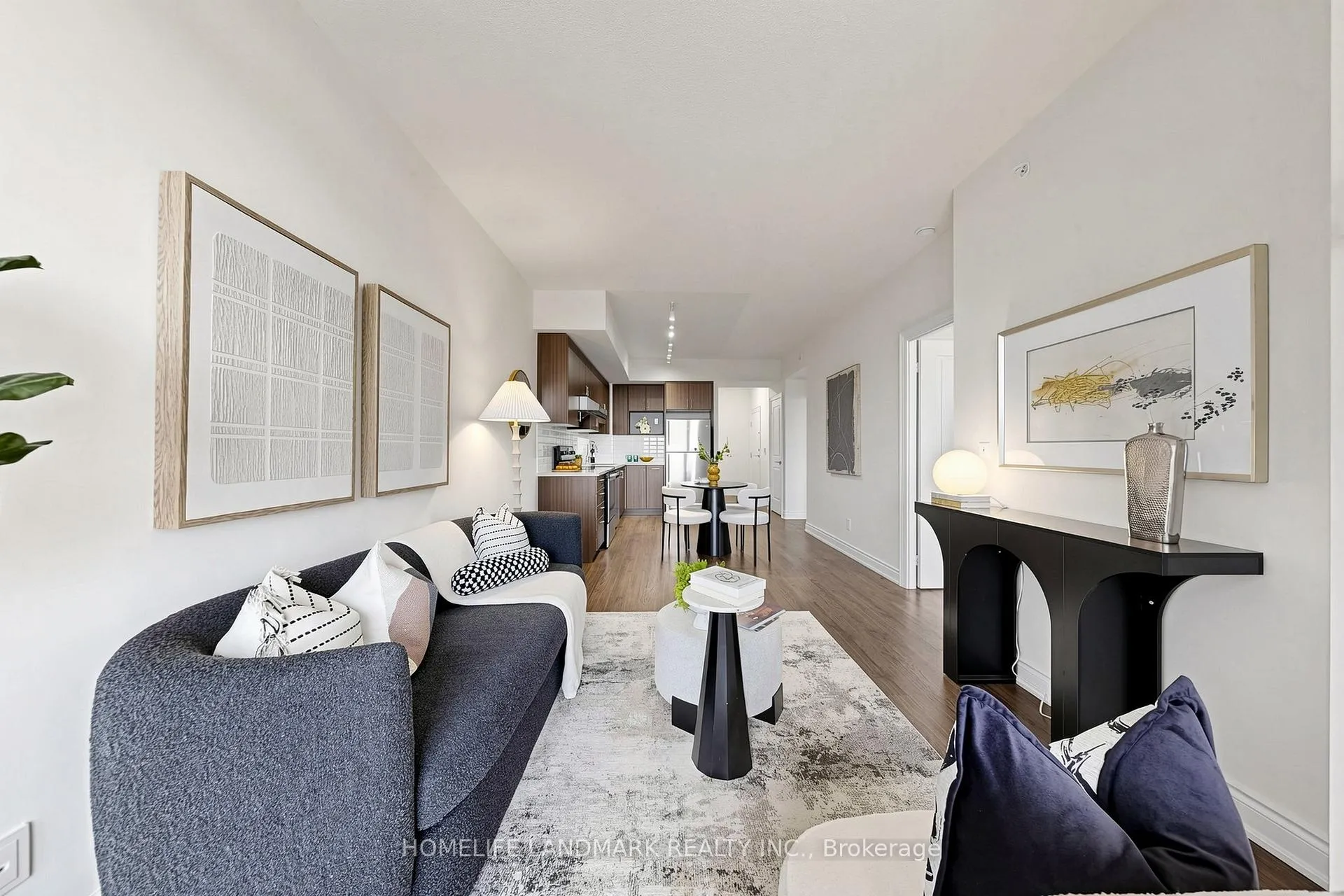 Photo 5 of Unit 1006, 38 Cedarland Drive, Markham, Unionville — HOMEH