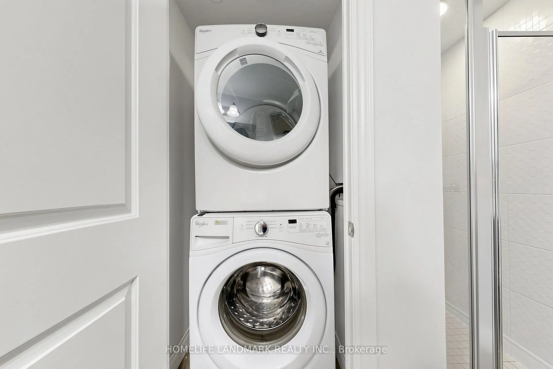 Photo 15 of Unit 1006, 38 Cedarland Drive, Markham, Unionville — HOMEH